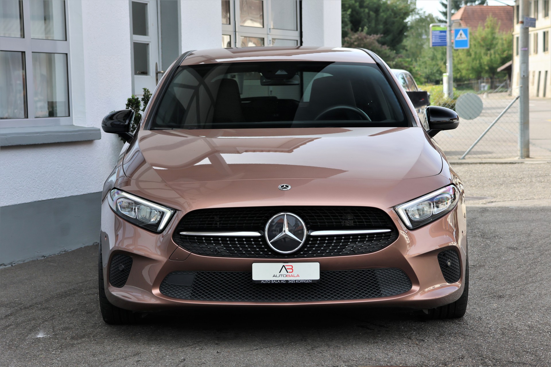 MERCEDES-BENZ A 180 Night Star 7G-DCT (CH)-image-1