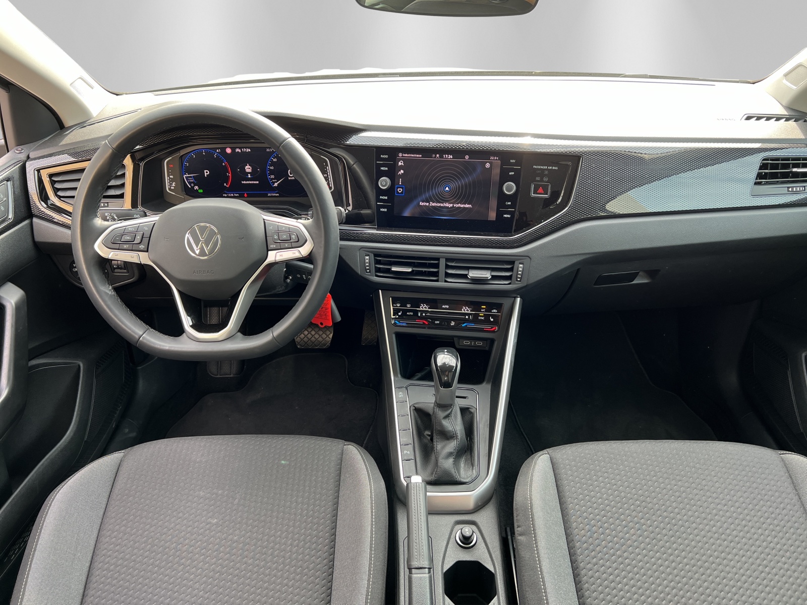 VW Polo 1.0 TSI Life DSG-image-12
