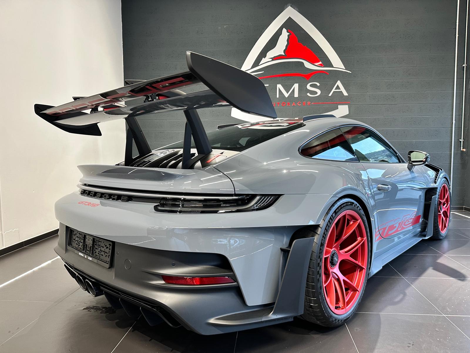 PORSCHE 911 GT3 RS-image-8