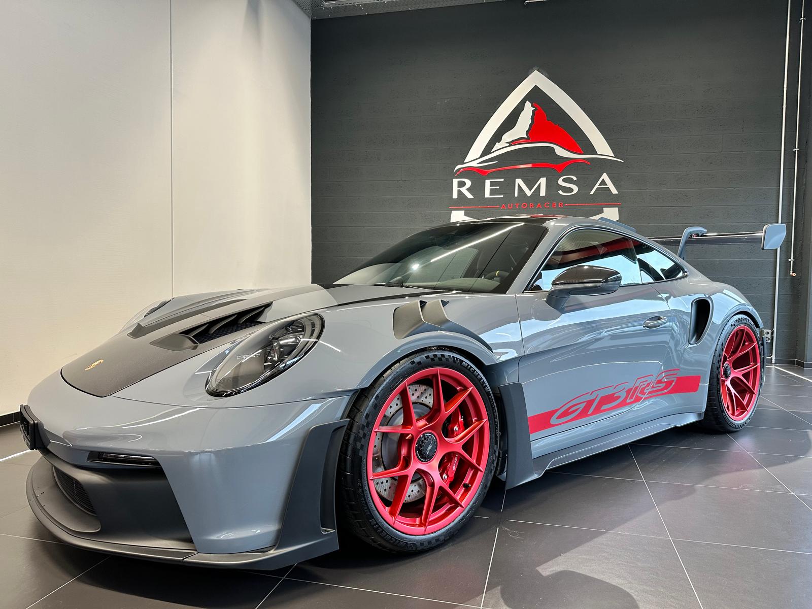 PORSCHE 911 GT3 RS-image-1