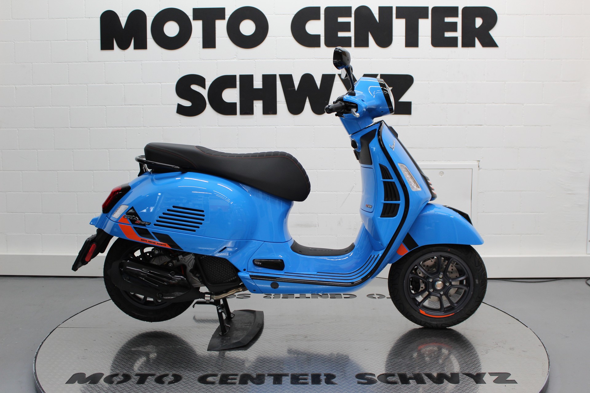 PIAGGIO GTS 125 Super Sport-image-0