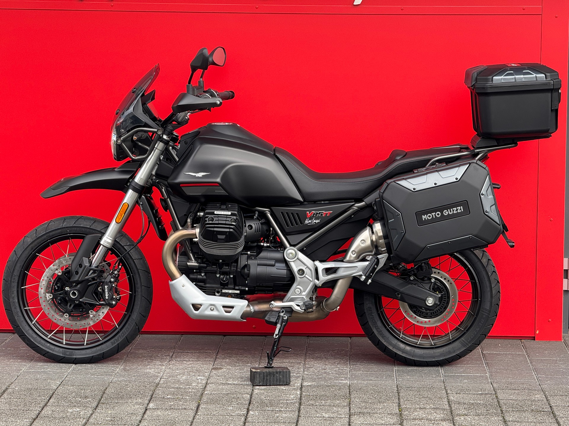 MOTO GUZZI V85 TT Touring-image-15