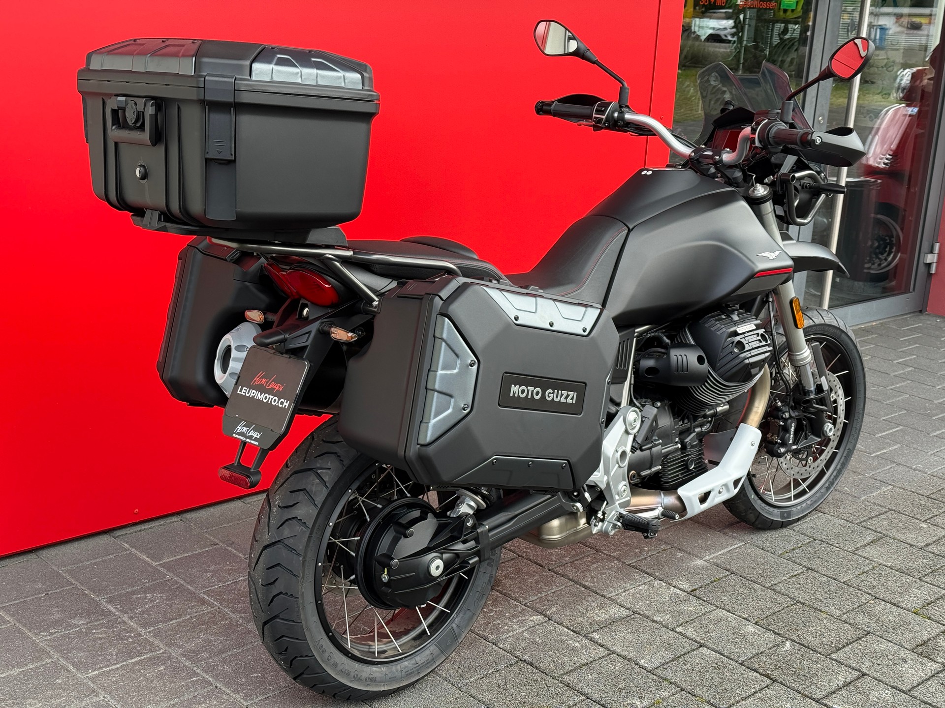 MOTO GUZZI V85 TT Touring-image-6