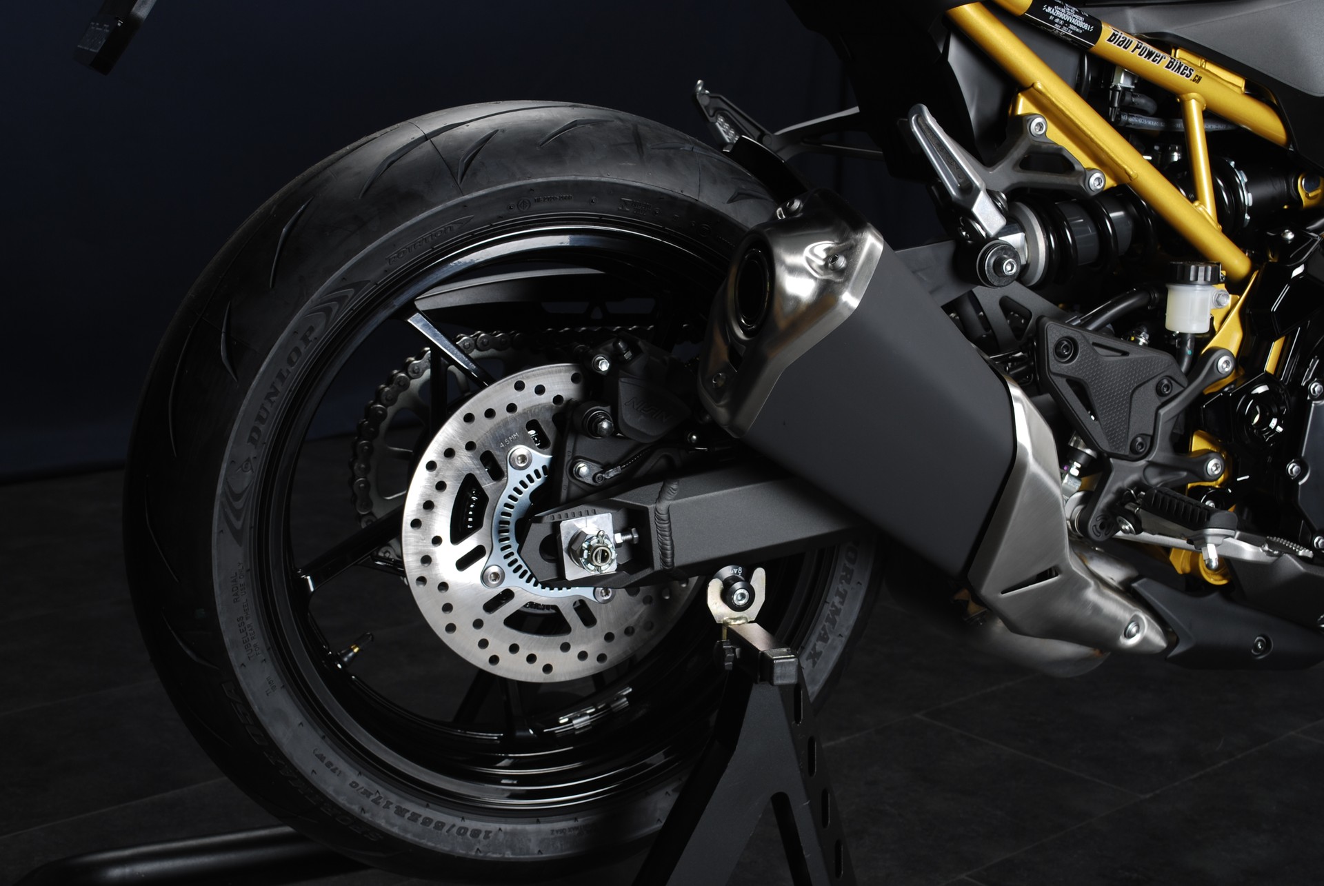 KAWASAKI Z 900 (91 kW) MY26-image-1