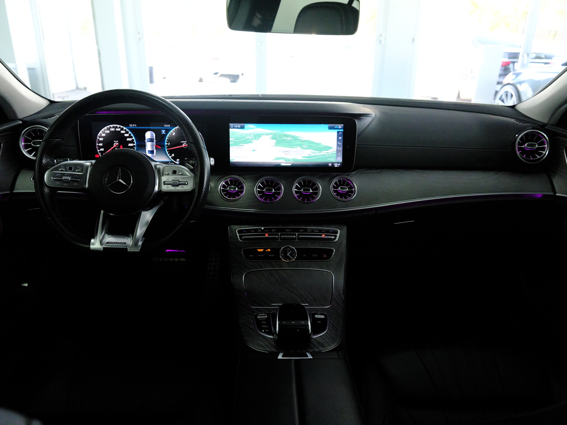 MERCEDES-BENZ CLS 400 d AMG Line 4Matic 9G-Tronic-image-22
