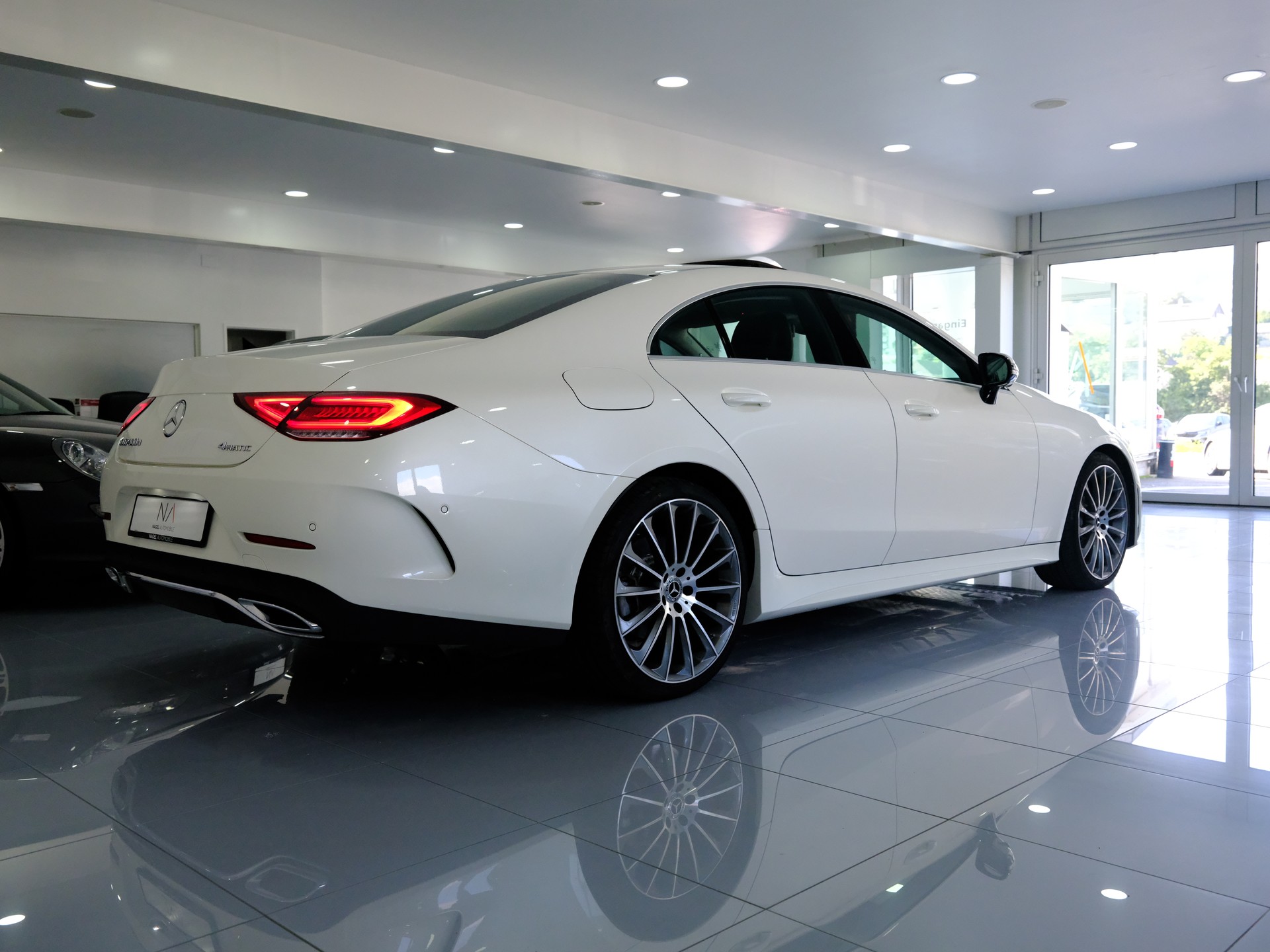 MERCEDES-BENZ CLS 400 d AMG Line 4Matic 9G-Tronic-image-6