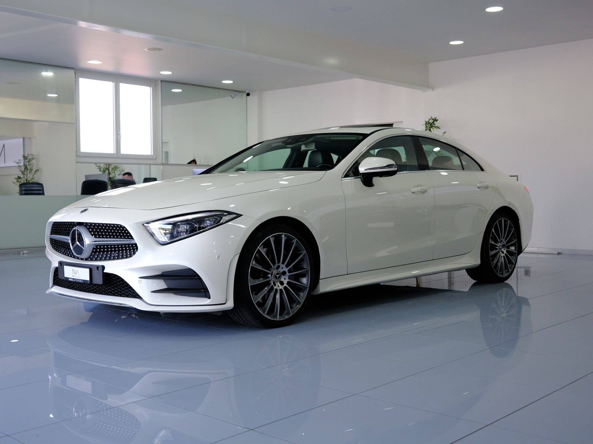 MERCEDES-BENZ CLS 400 d AMG Line 4Matic 9G-Tronic-showroom-element-3