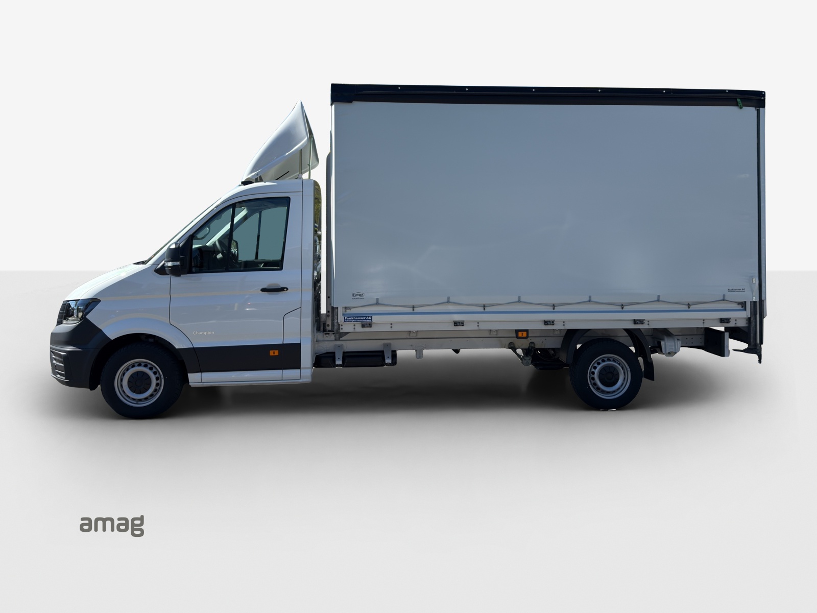 VW CRAFTER-showroom-element-1