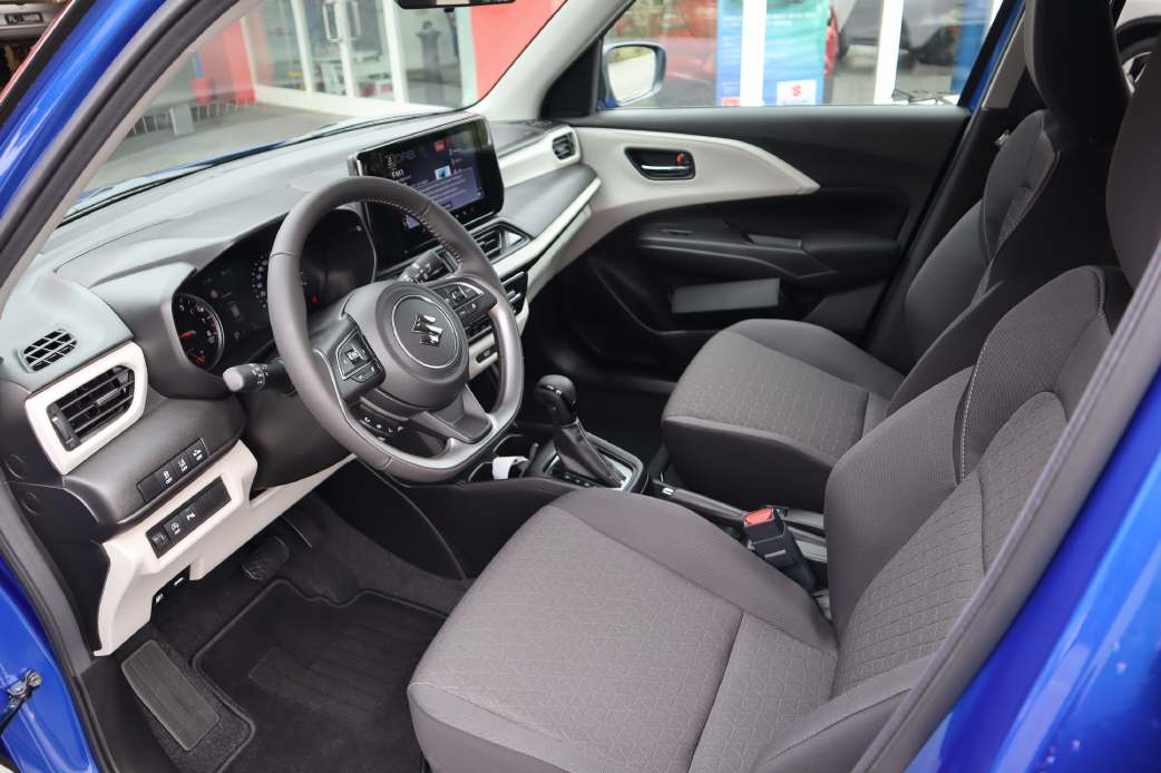SUZUKI Swift 1.2 1st Edition Hybrid MY24-image-6