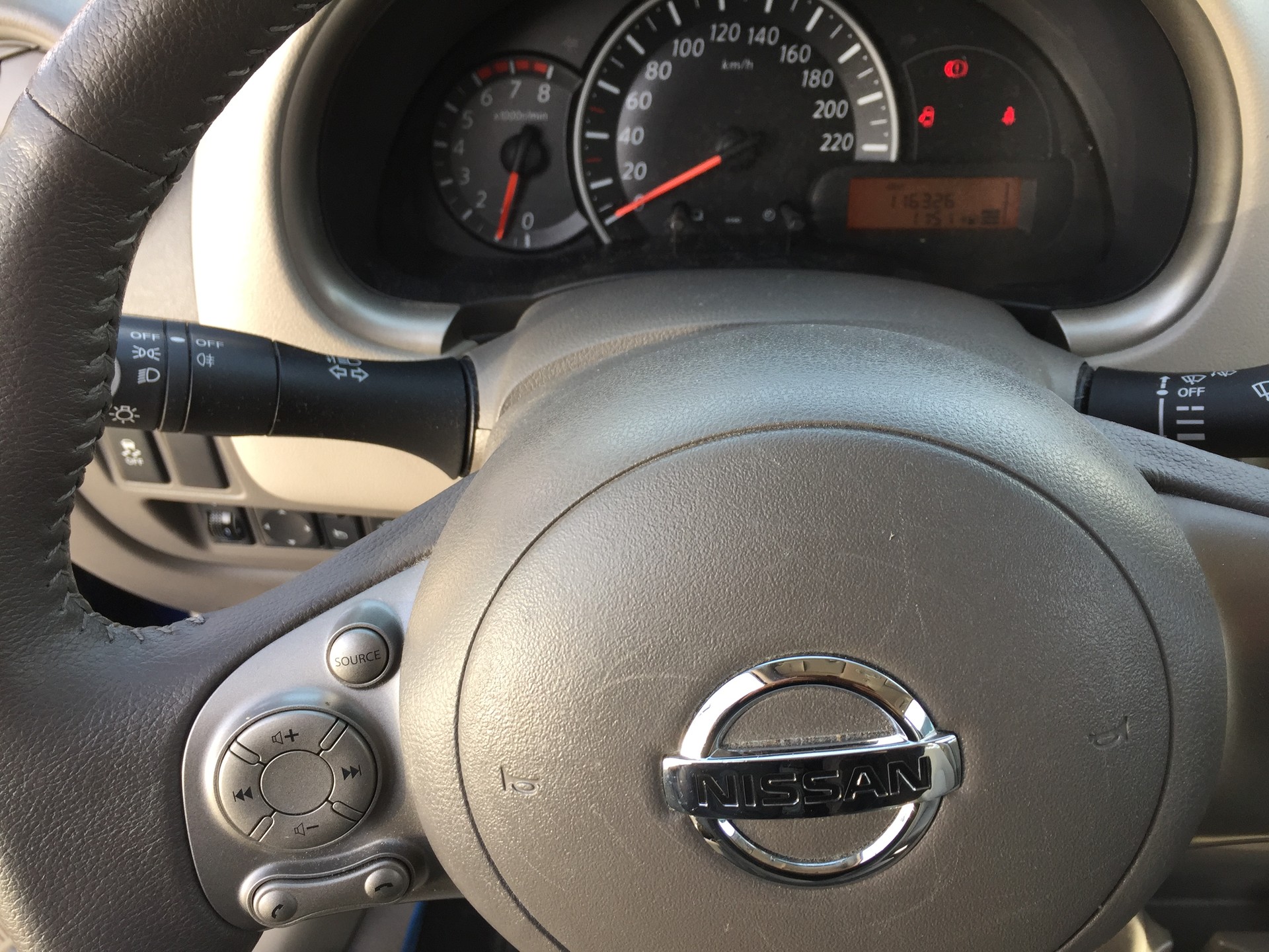 NISSAN Micra 1.2 DIG-S tekna-image-13