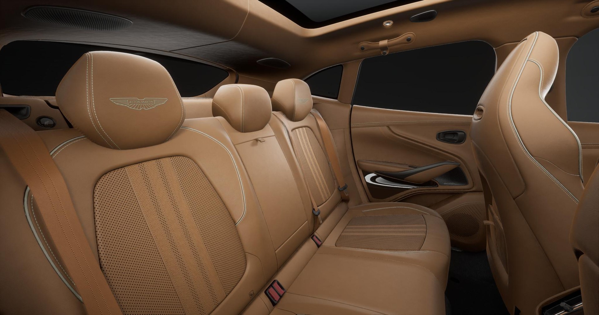 ASTON MARTIN DBX 707 4.0 V8 Bi-Turbo-image-10