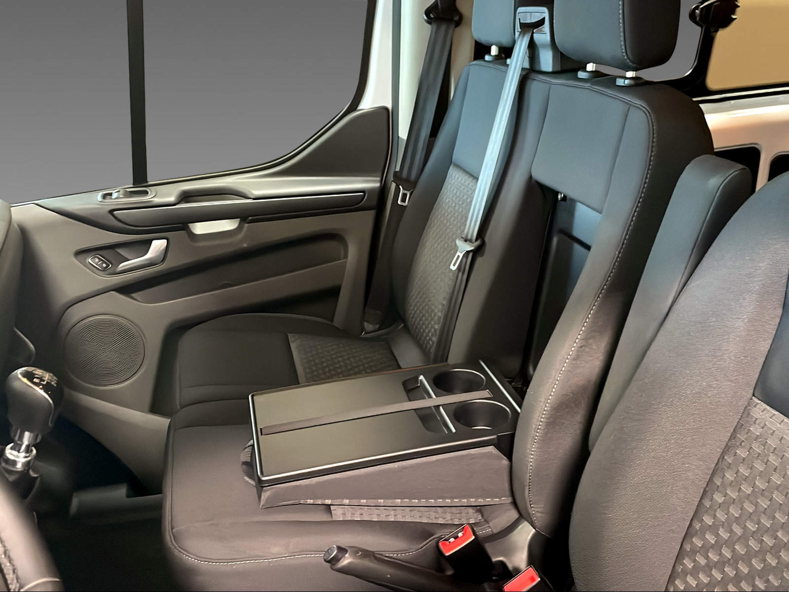 FORD Transit C Kombi 320 L2 2.0 TDCi 150 Trend-image-17