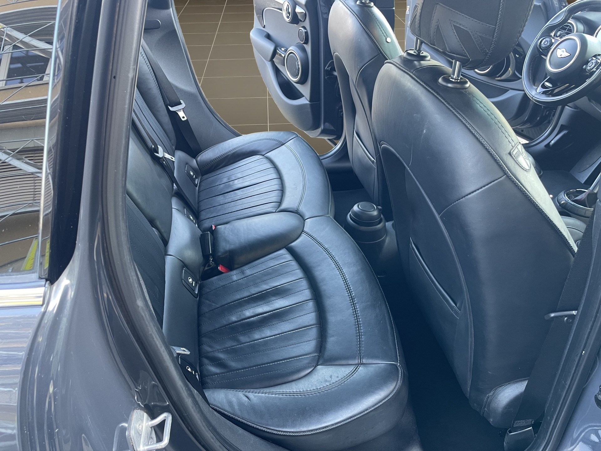 MINI Cooper S Steptronic-image-13