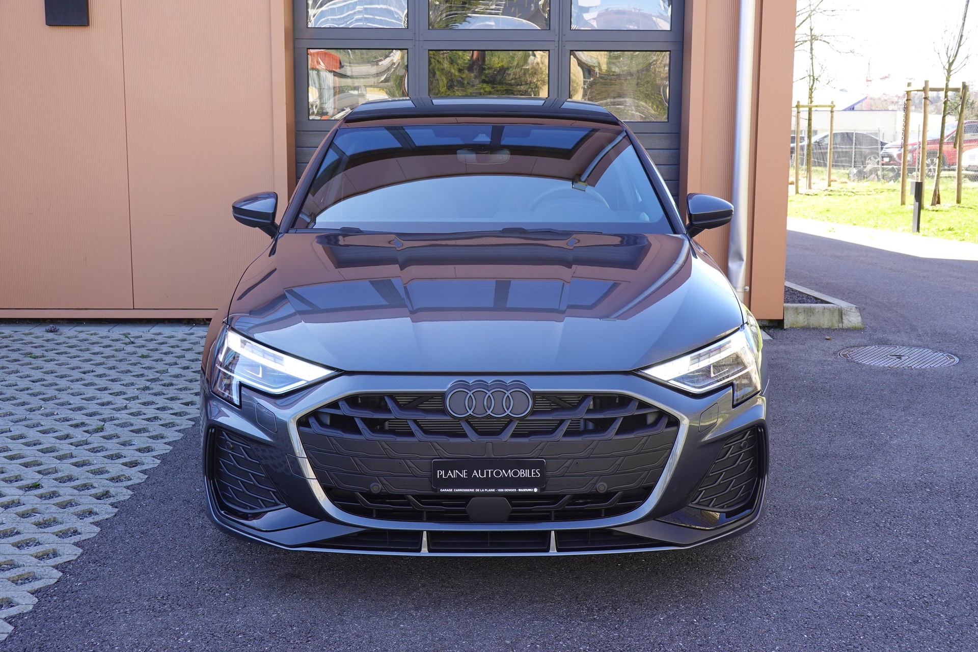 AUDI A3 Limousine 35 TFSI S-Line S-tronic - "Toit Ouvrant * Son B&O * Pack S-Line * Temp. Adapt * Drive Select * Caméra * Lum. Ambia"-showroom-element-1