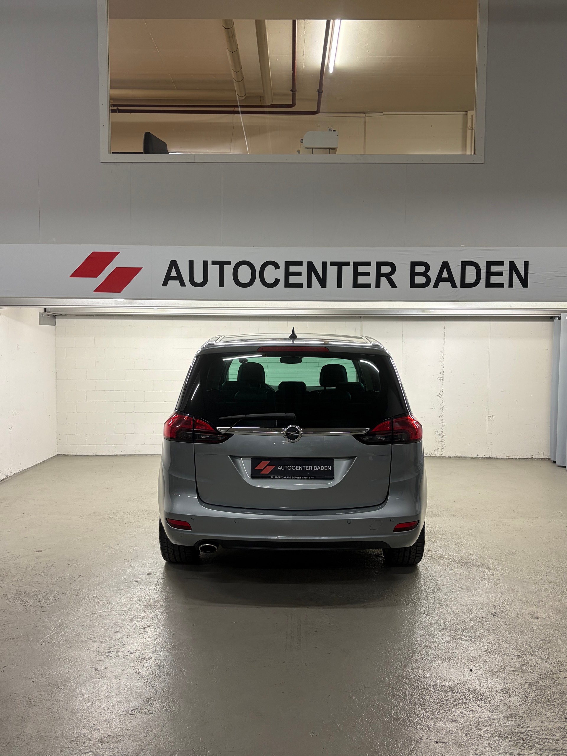 OPEL Zafira Tourer 2.0 CDTi Cosmo Automatic 7 Platz-image-4