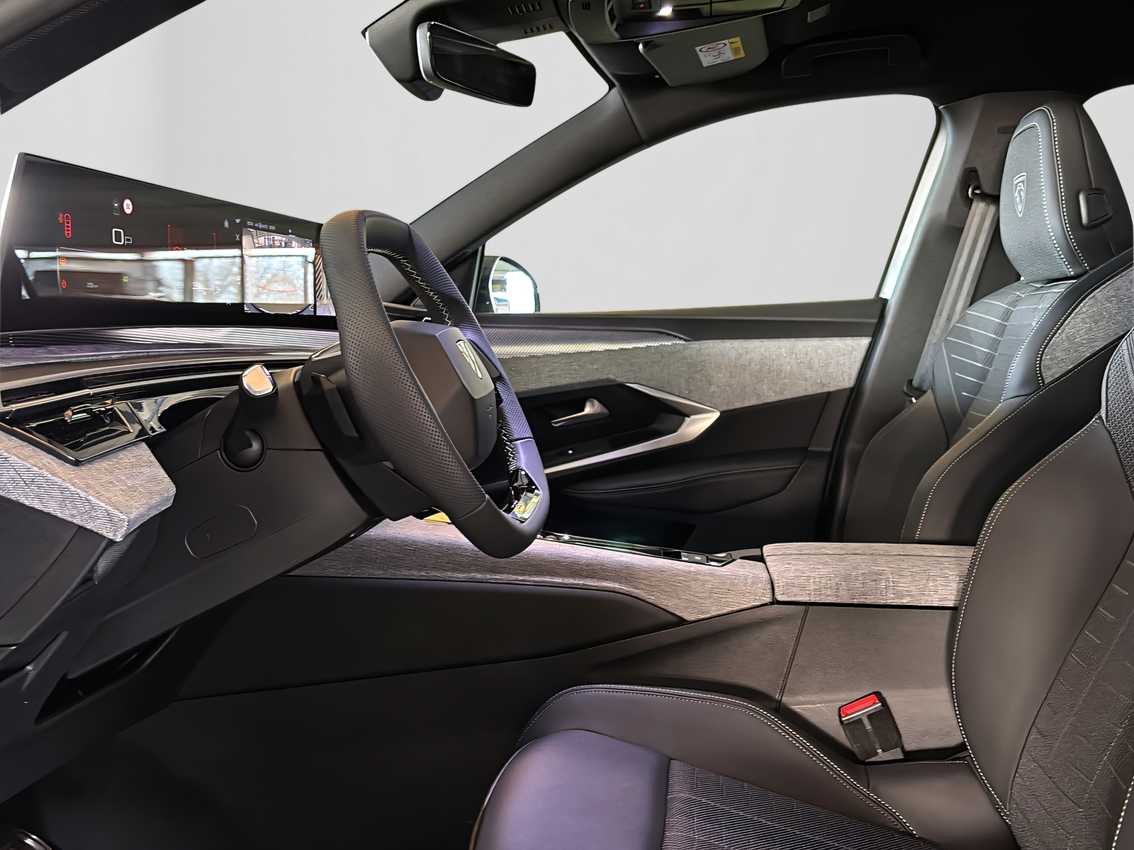 PEUGEOT 5008 1.2 Hybrid GT-image-11