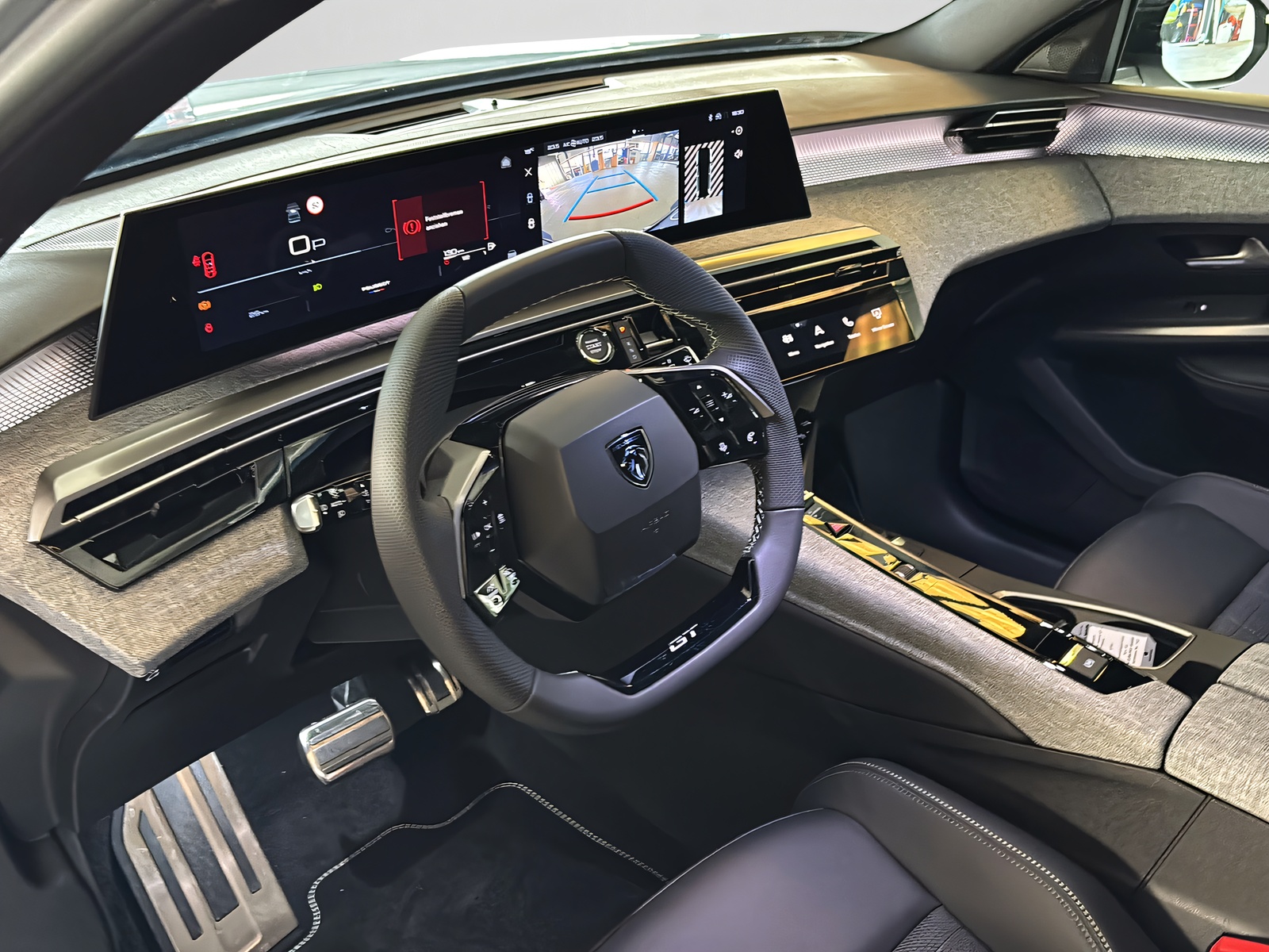 PEUGEOT 5008 1.2 Hybrid GT-image-12