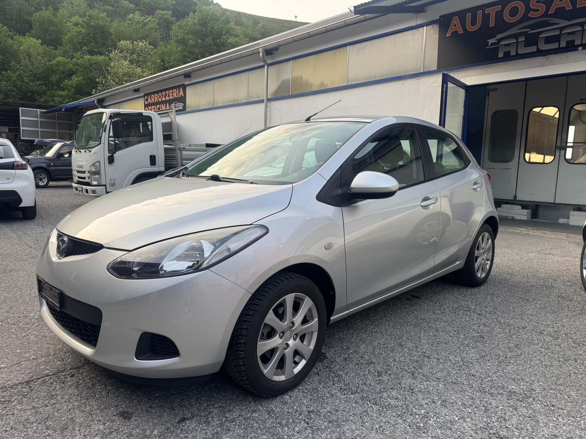MAZDA 2 1.3i 16V Exclusive-image-4