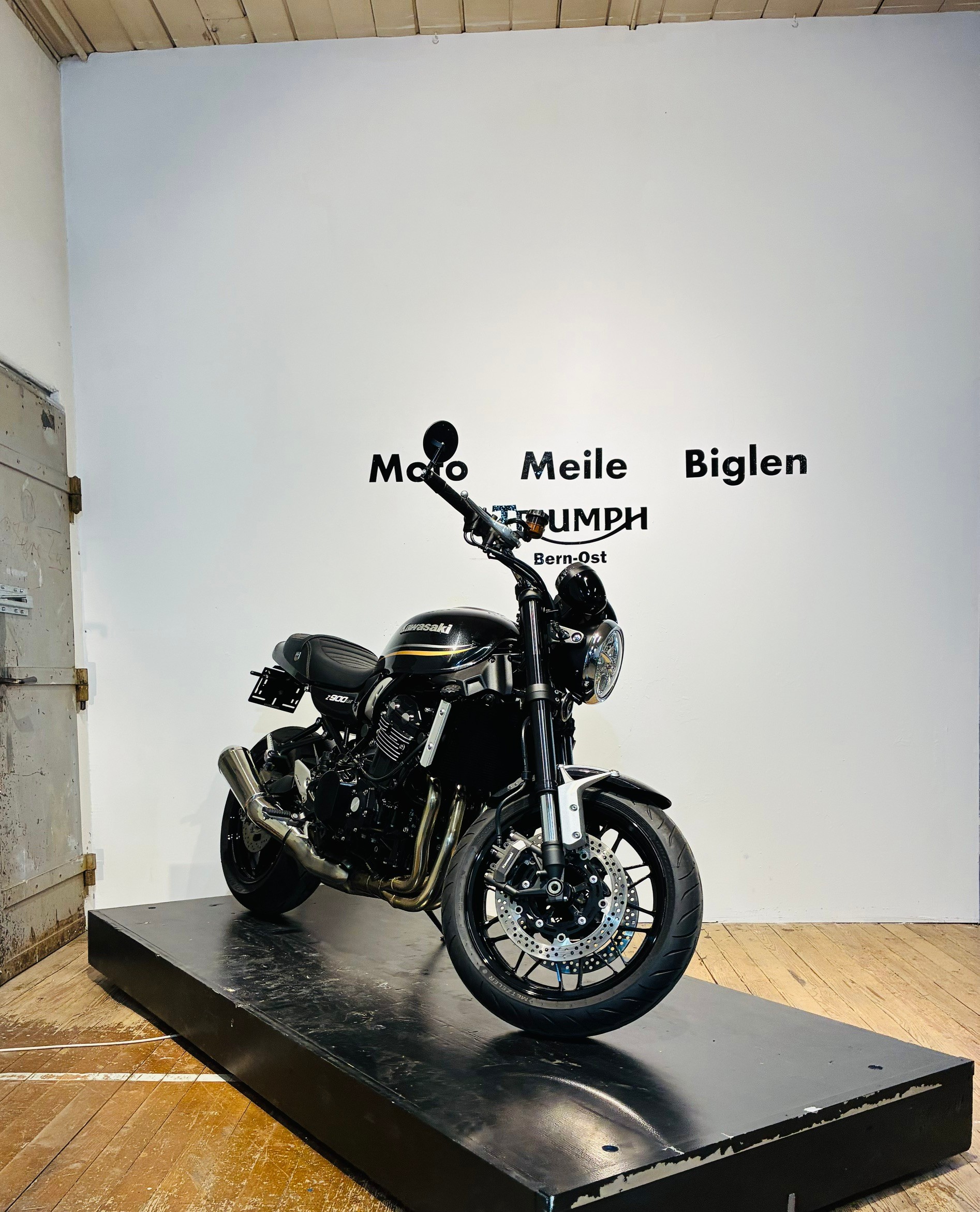 KAWASAKI Z 900 RS Performance-image-0