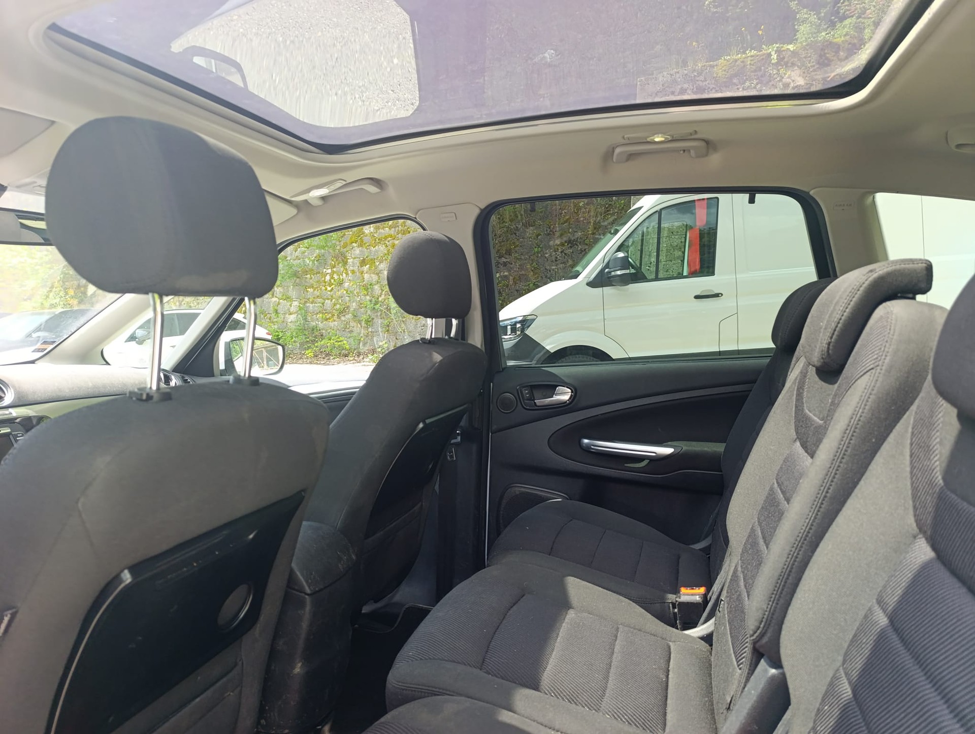 FORD S-Max 2.0 SCTi Titanium PowerShift-image-8