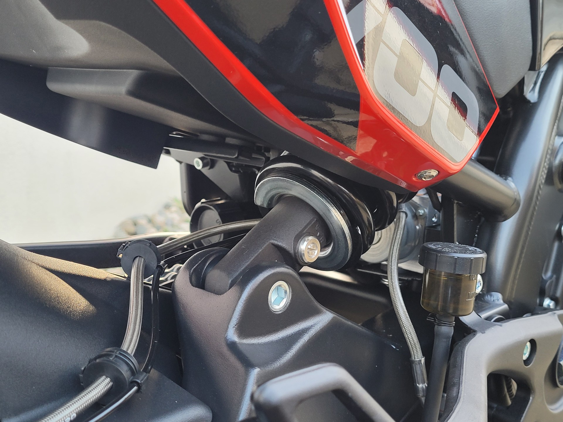 MOTO MORINI X-Cape 700 Gold Edition-image-14