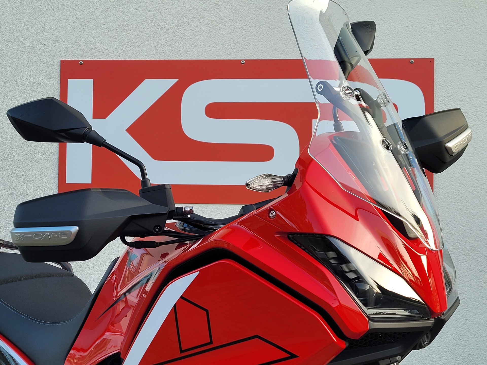MOTO MORINI X-Cape 700 Gold Edition-image-6