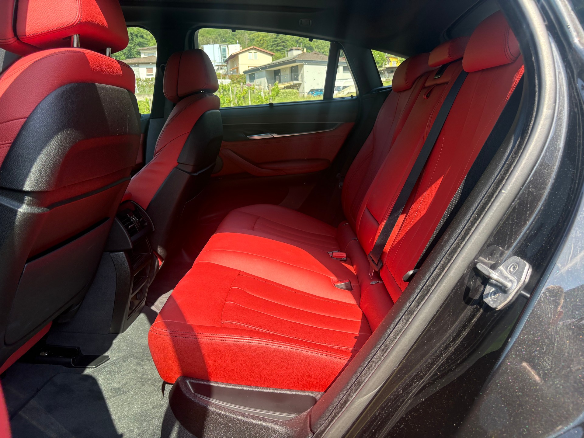 BMW X6 xDrive 35i Steptronic-image-12