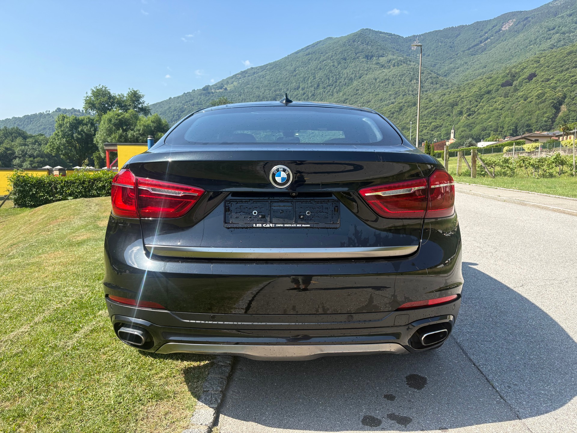 BMW X6 xDrive 35i Steptronic-image-2