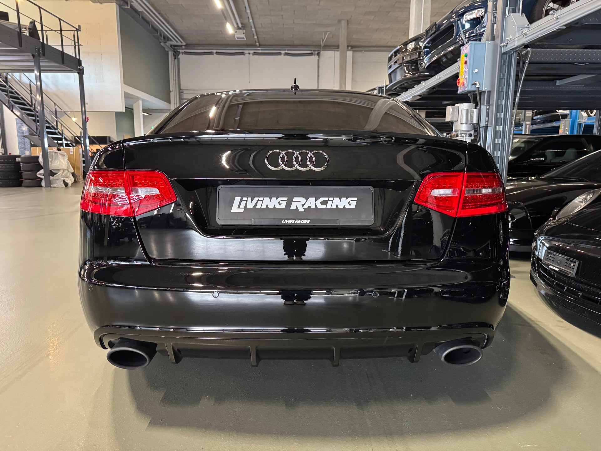 AUDI RS6 Limousine 5.0 TFSI V10 quattro tiptronic-image-3