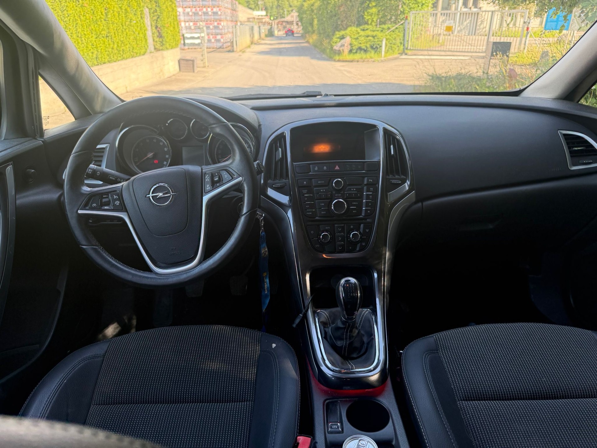 OPEL Astra SportsTourer 1.4i 16V Turbo Sport-image-5