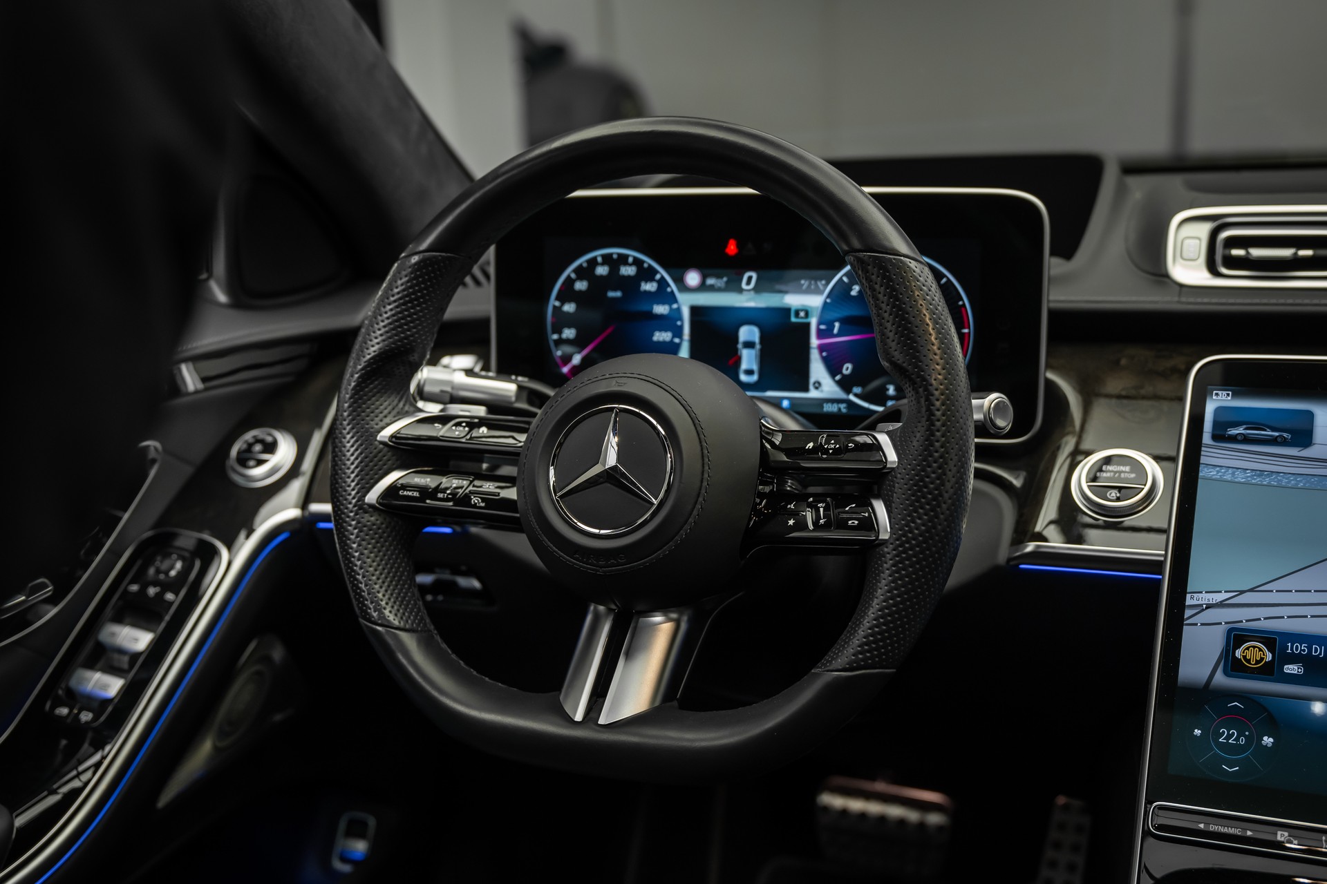 MERCEDES-BENZ * S 400 d L 4Matic AMG Line * CHAUFFEUR-PAKET * FOND ENTERTAINMENT * 22 ZOLL * LEASING AB 853.- *-image-22