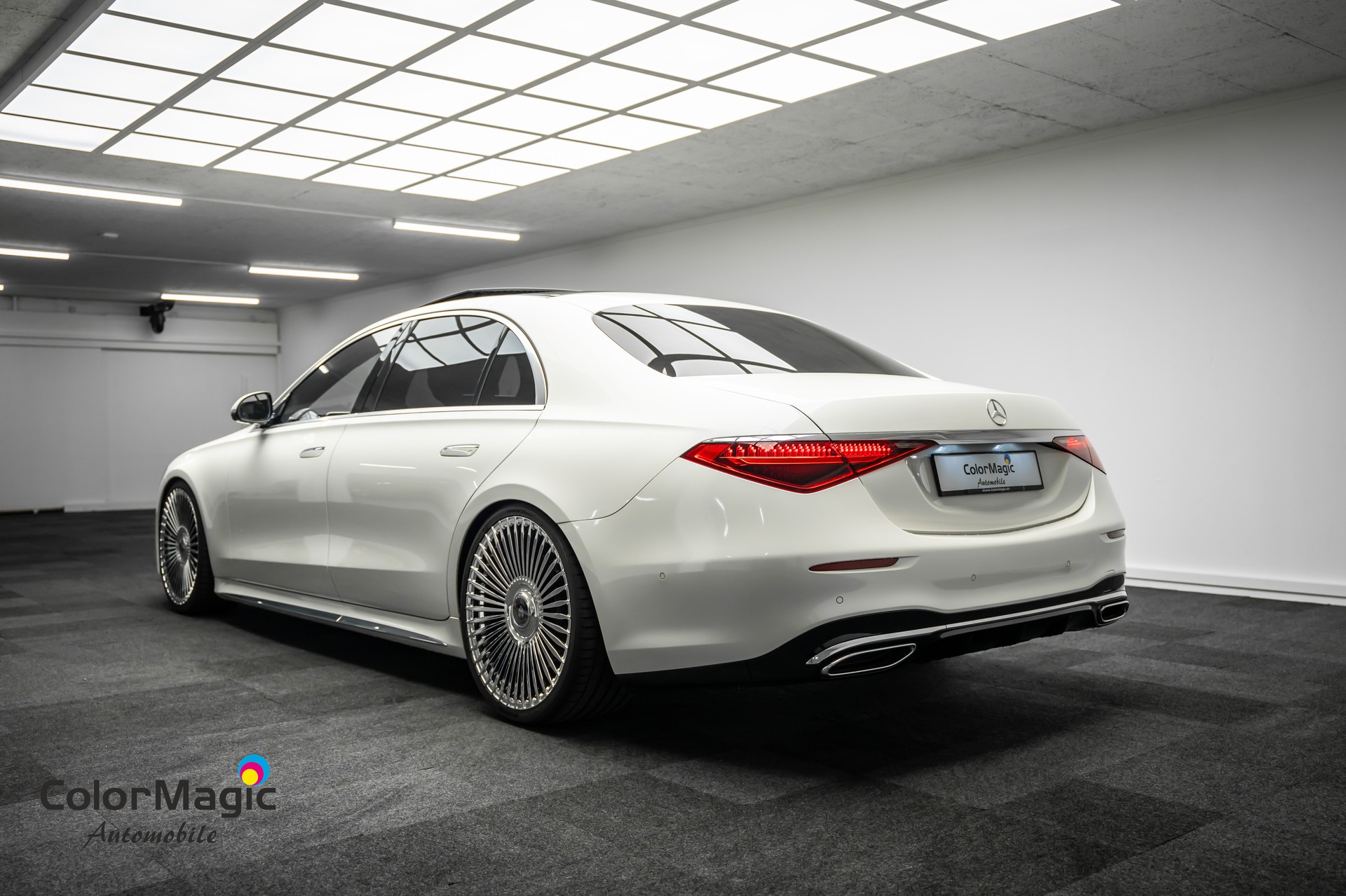 MERCEDES-BENZ * S 400 d L 4Matic AMG Line * CHAUFFEUR-PAKET * FOND ENTERTAINMENT * 22 ZOLL * LEASING AB 853.- *-image-4