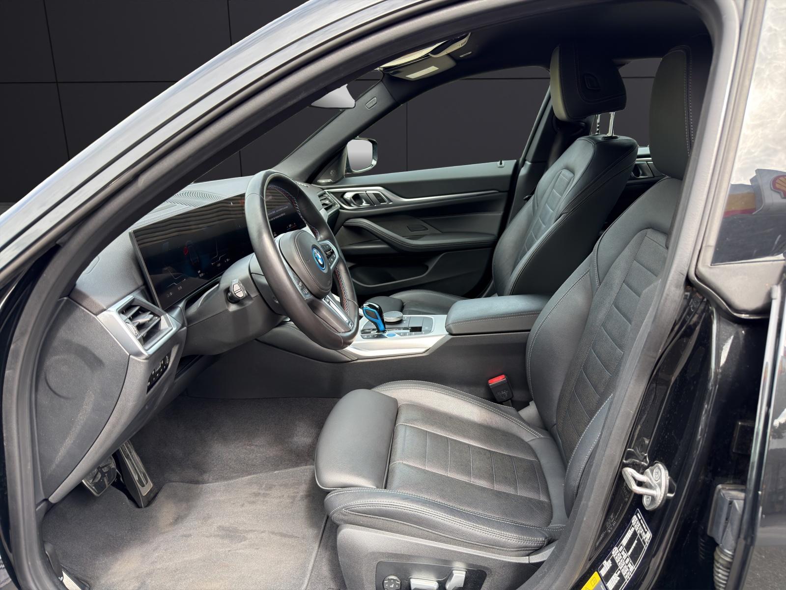 BMW i4 M50-showroom-element-1