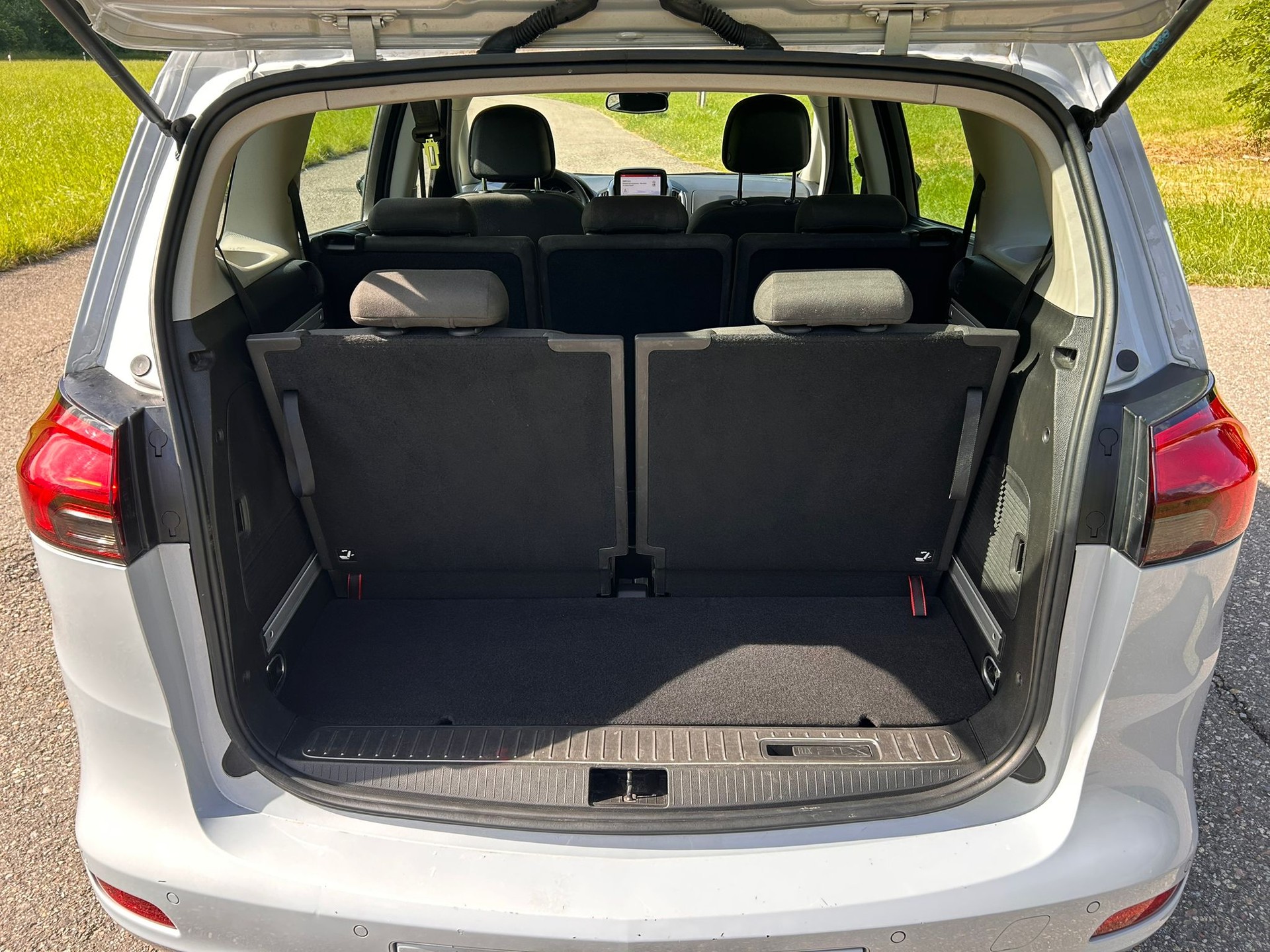 OPEL Zafira Tourer 1.6 CDTi Drive-image-10