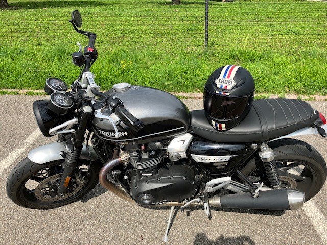 TRIUMPH Speed Twin 1200-image-1