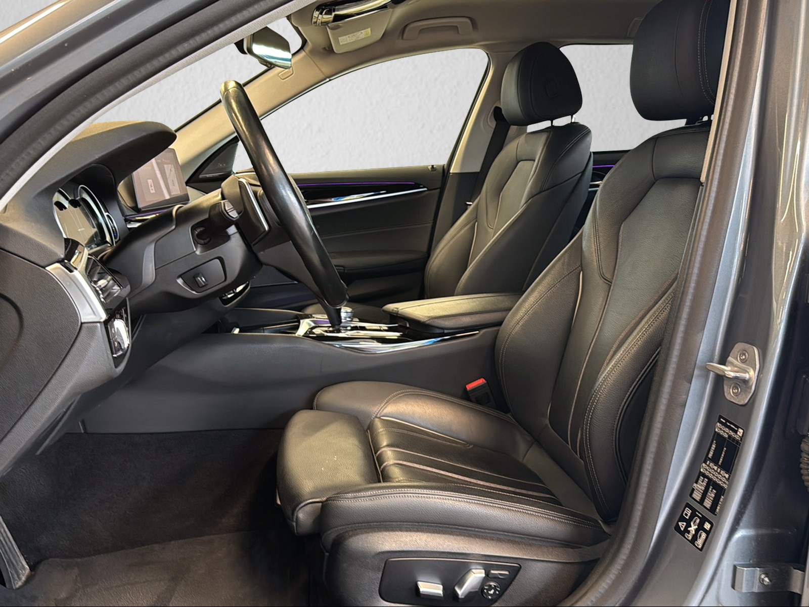 BMW 530d xDrive Touring Sport Line Steptronic-image-4