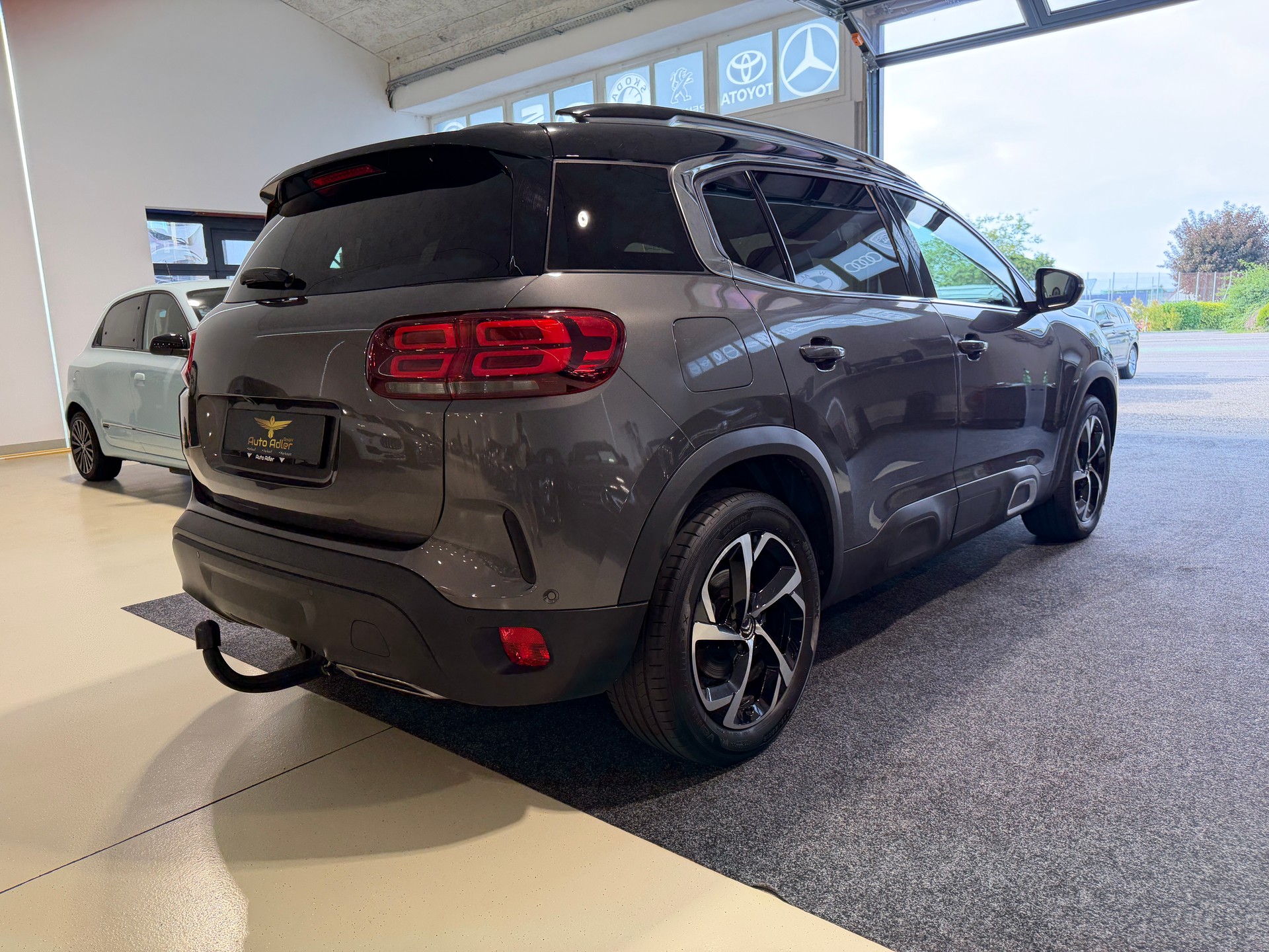 CITROEN C5 Aircross 1.6 PHEV Swiss Edition-image-6