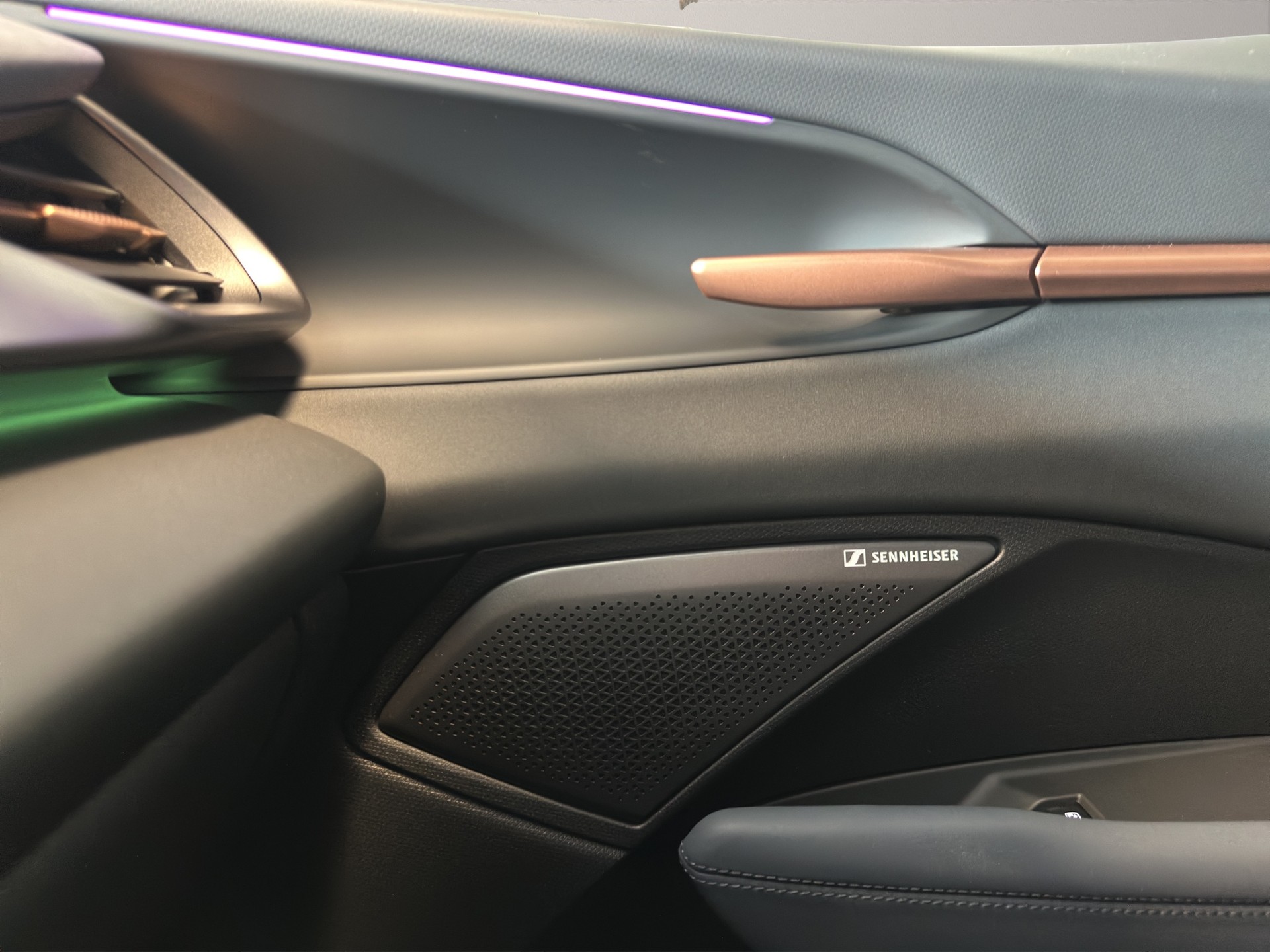 CUPRA Terramar 1.5 eTSI DSG-image-19
