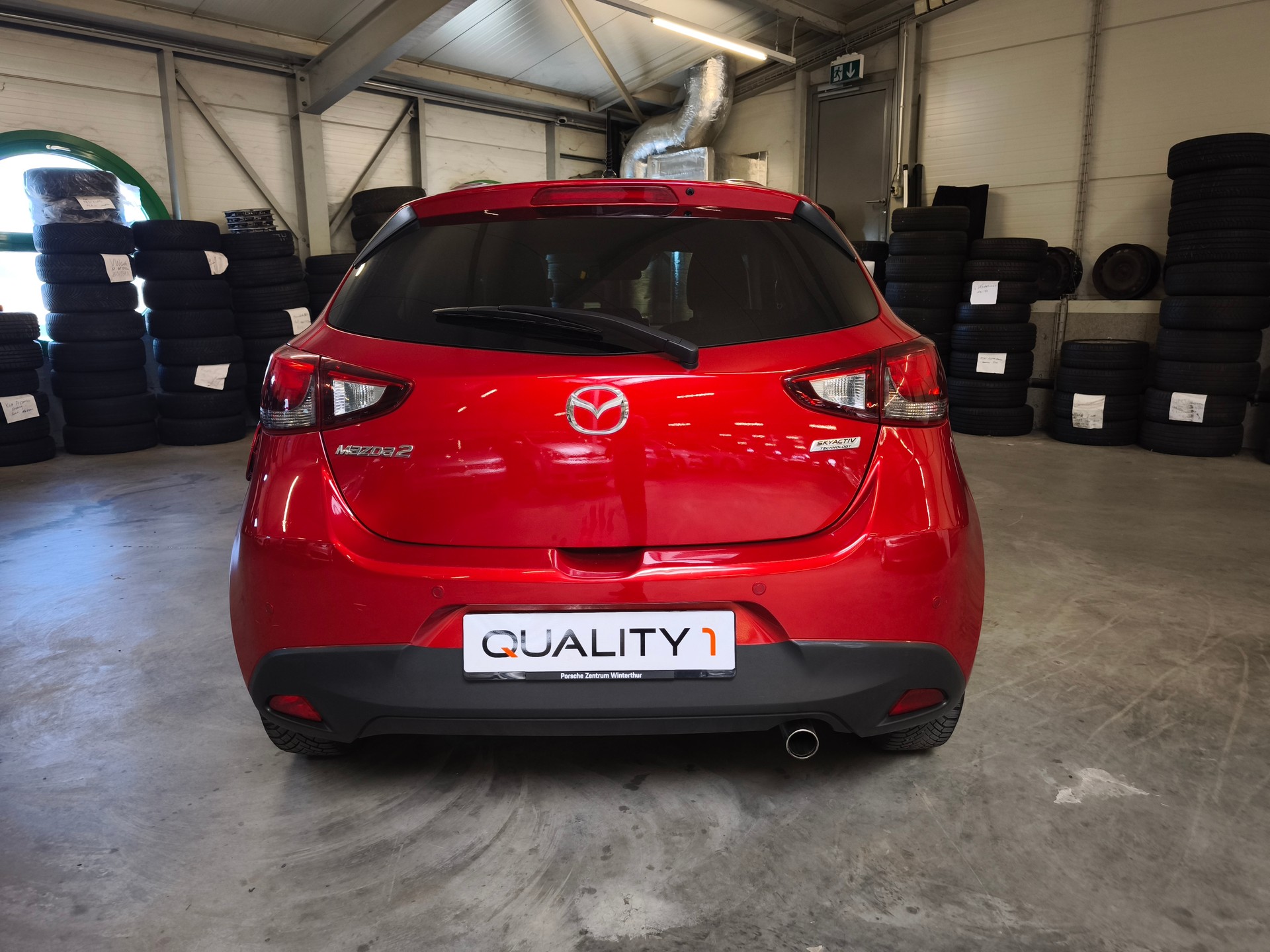 MAZDA 2 1.5i 16V Skyactiv-G Revolution Drive-image-3