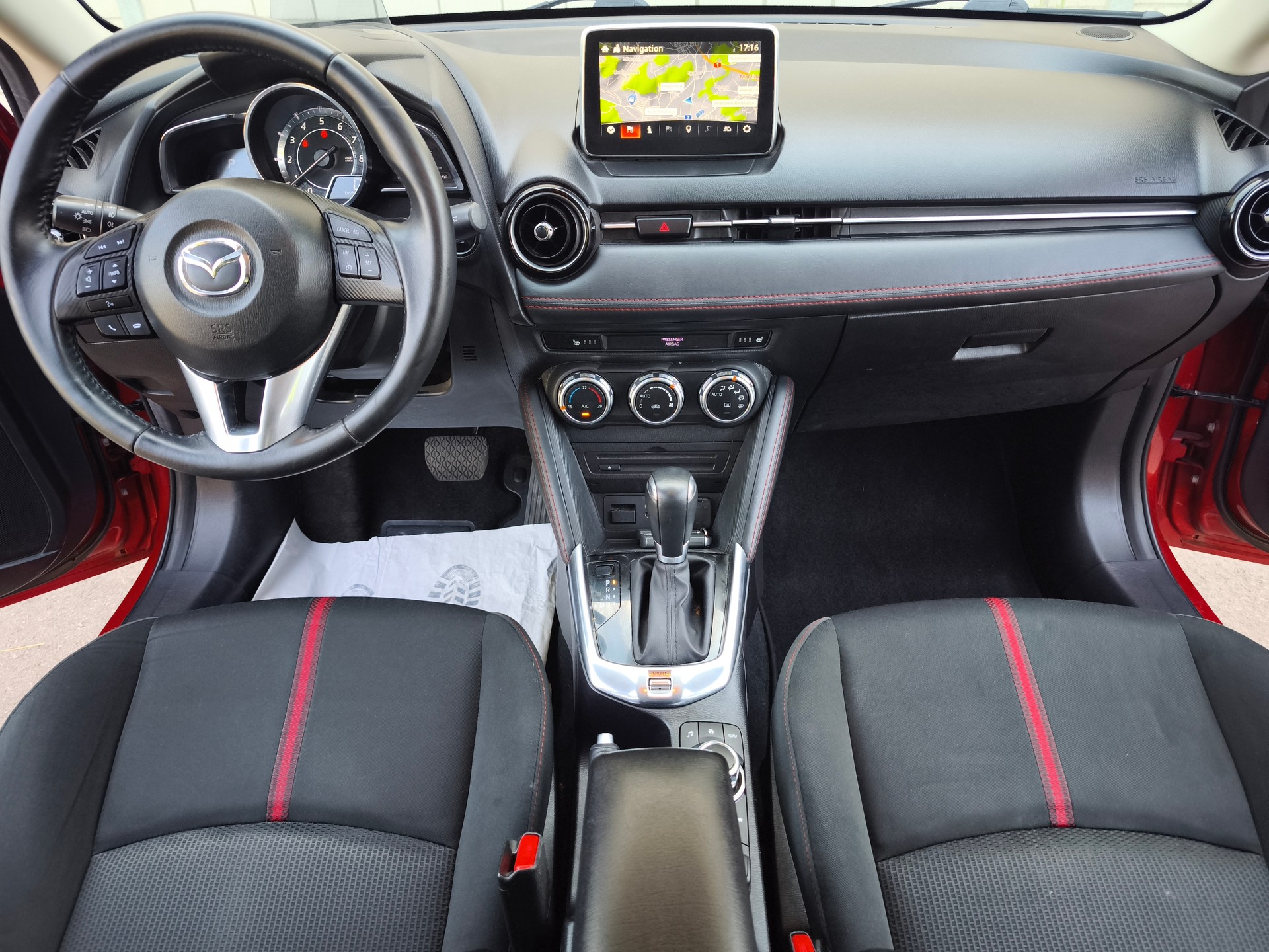 MAZDA 2 1.5i 16V Skyactiv-G Revolution Drive-image-8