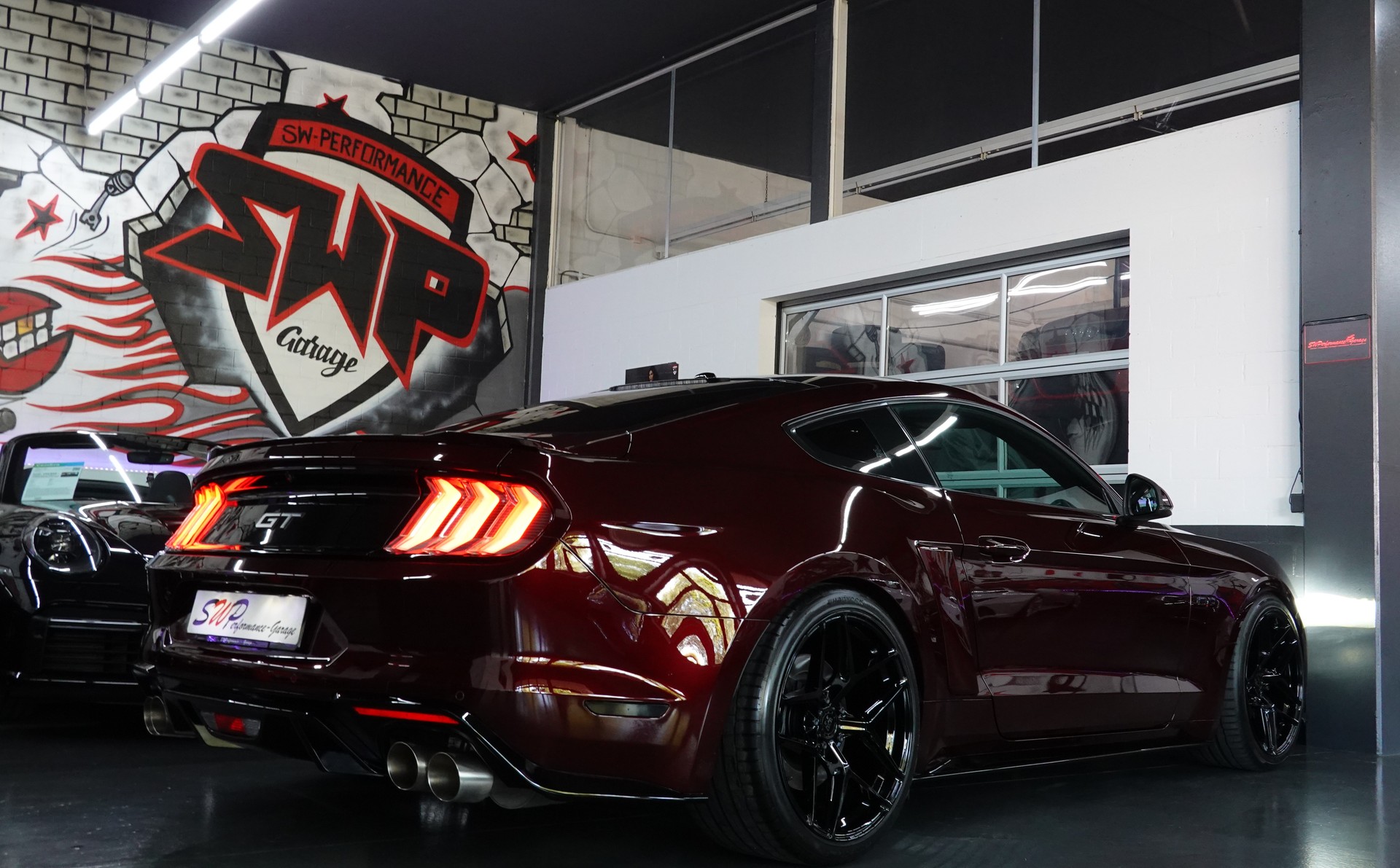 FORD MUSTANG FASTBACK 5.0 V8 GT AUTOMAT UNIKAT CHERRY-image-19