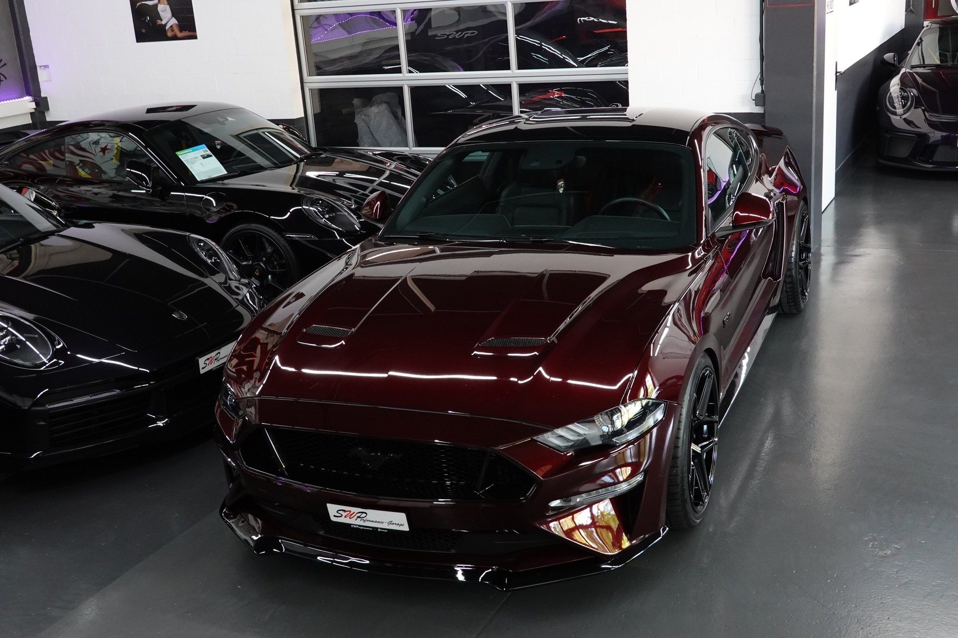 FORD MUSTANG FASTBACK 5.0 V8 GT AUTOMAT UNIKAT CHERRY-showroom-element-2