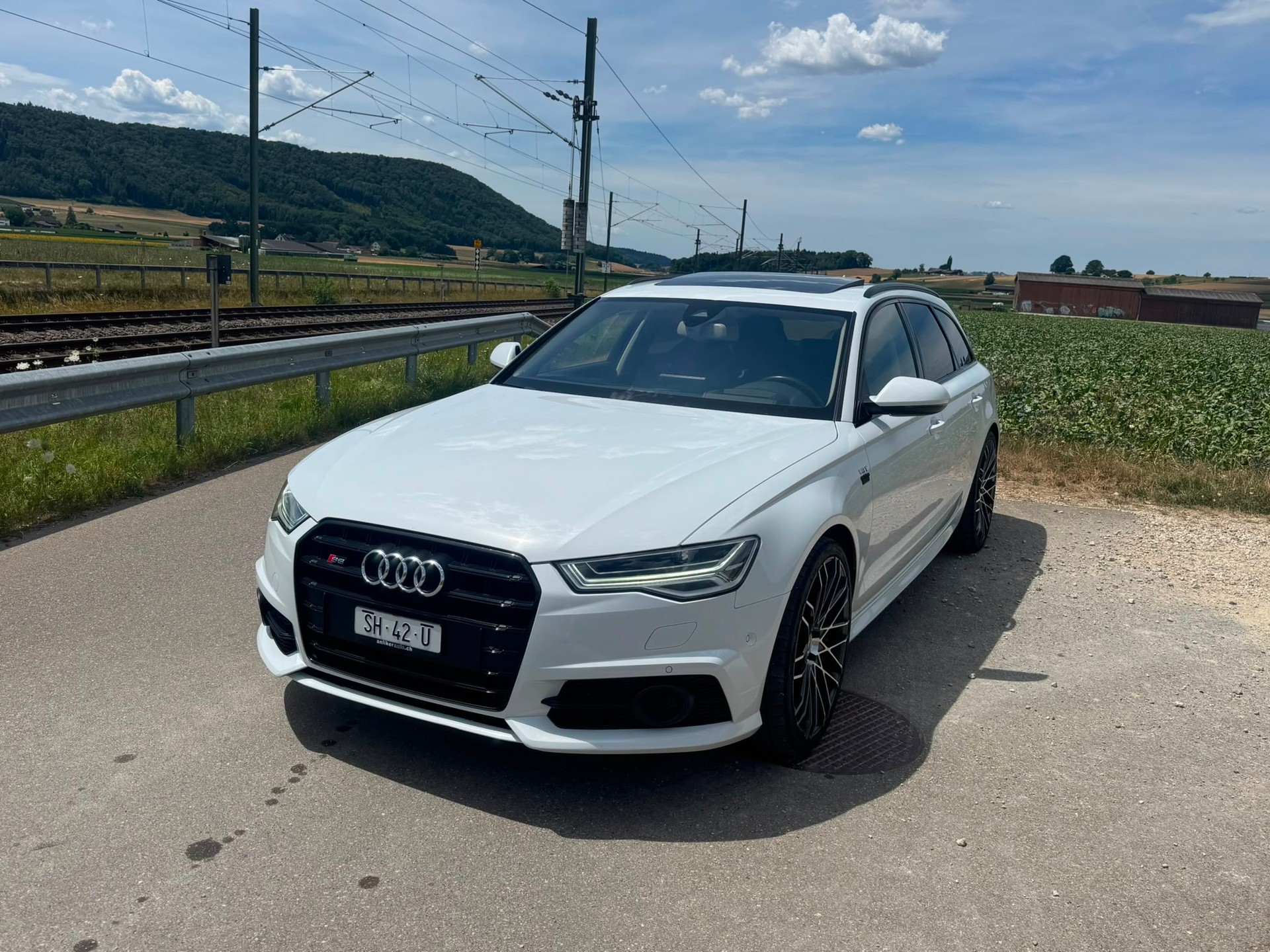 AUDI S6 Avant 4.0 TFSI V8 quattro S-tronic-image-2