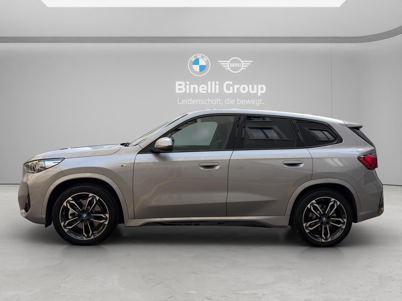 BMW iX1 30 xDrive M-SportPaket-showroom-element-2