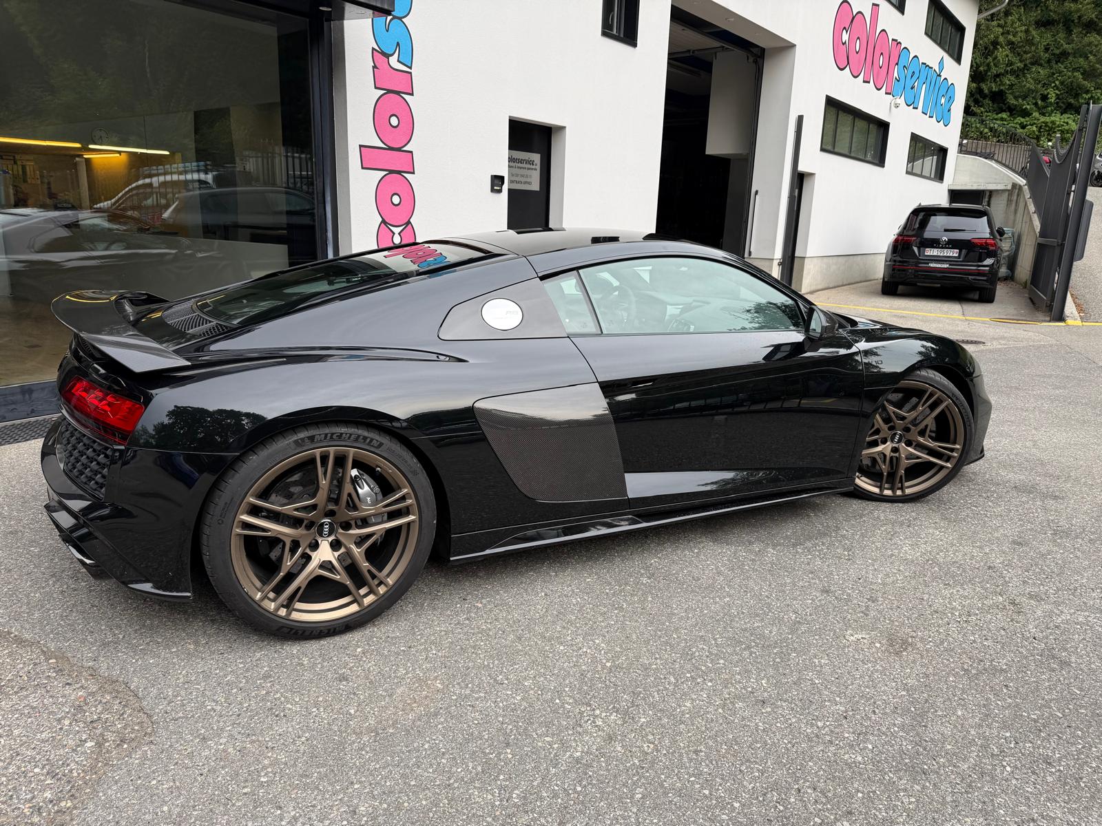 AUDI R8 Coupé performance S-Tronic-image-3