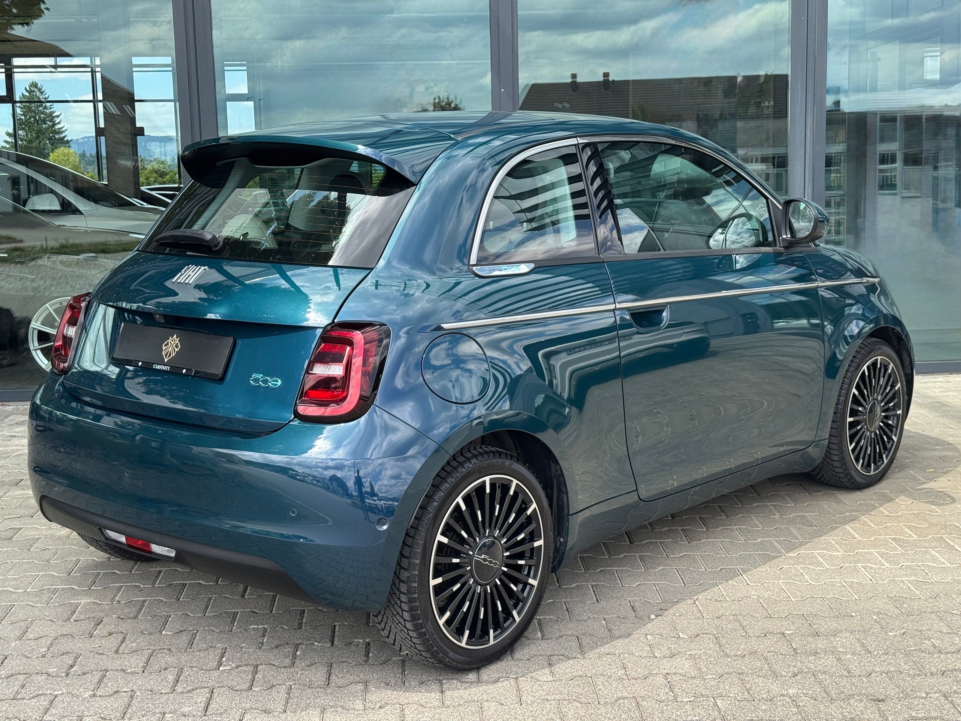 FIAT 500 electric 87 kW La Prima-showroom-element-3