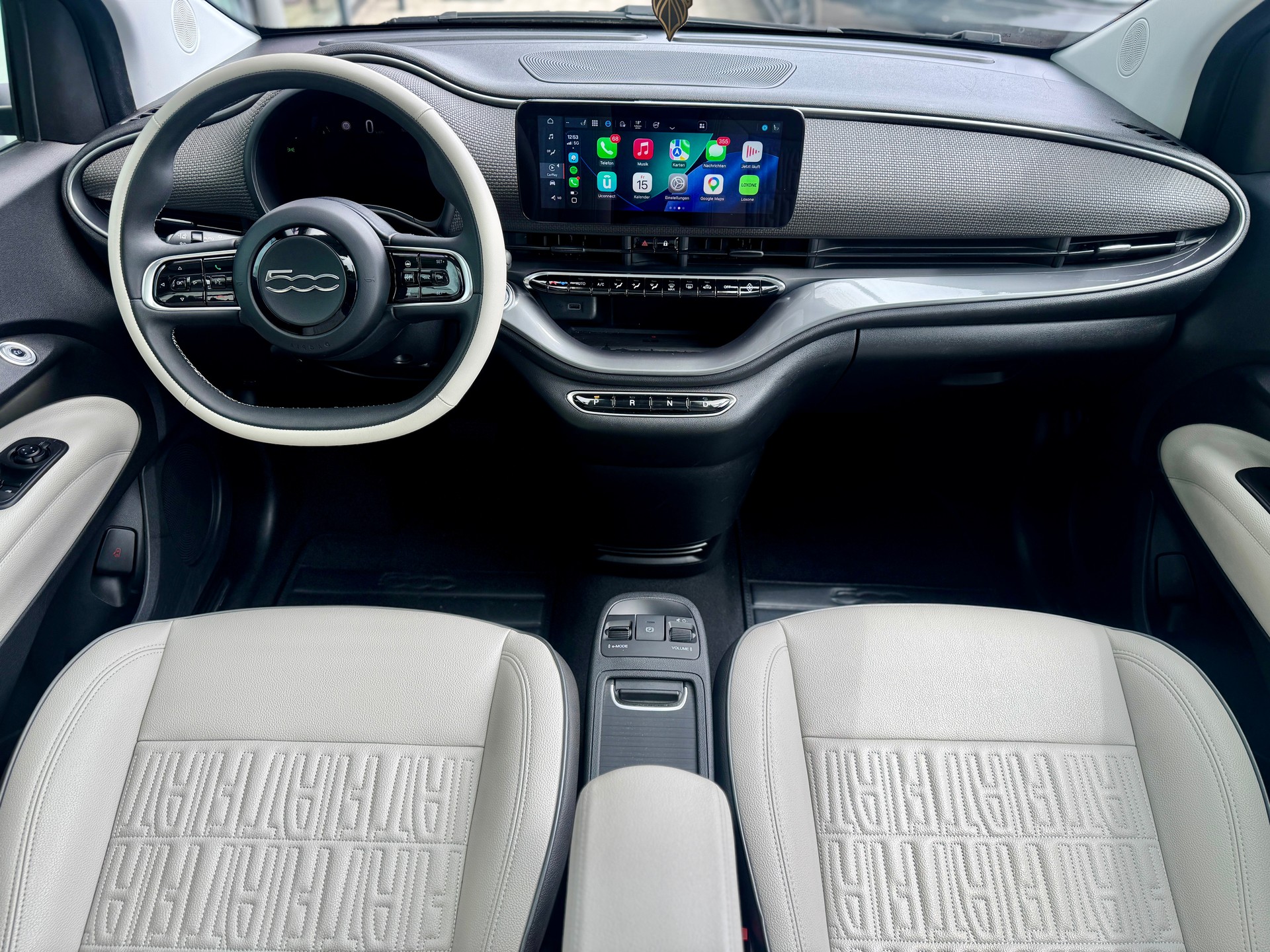 FIAT 500 electric 87 kW La Prima-image-7