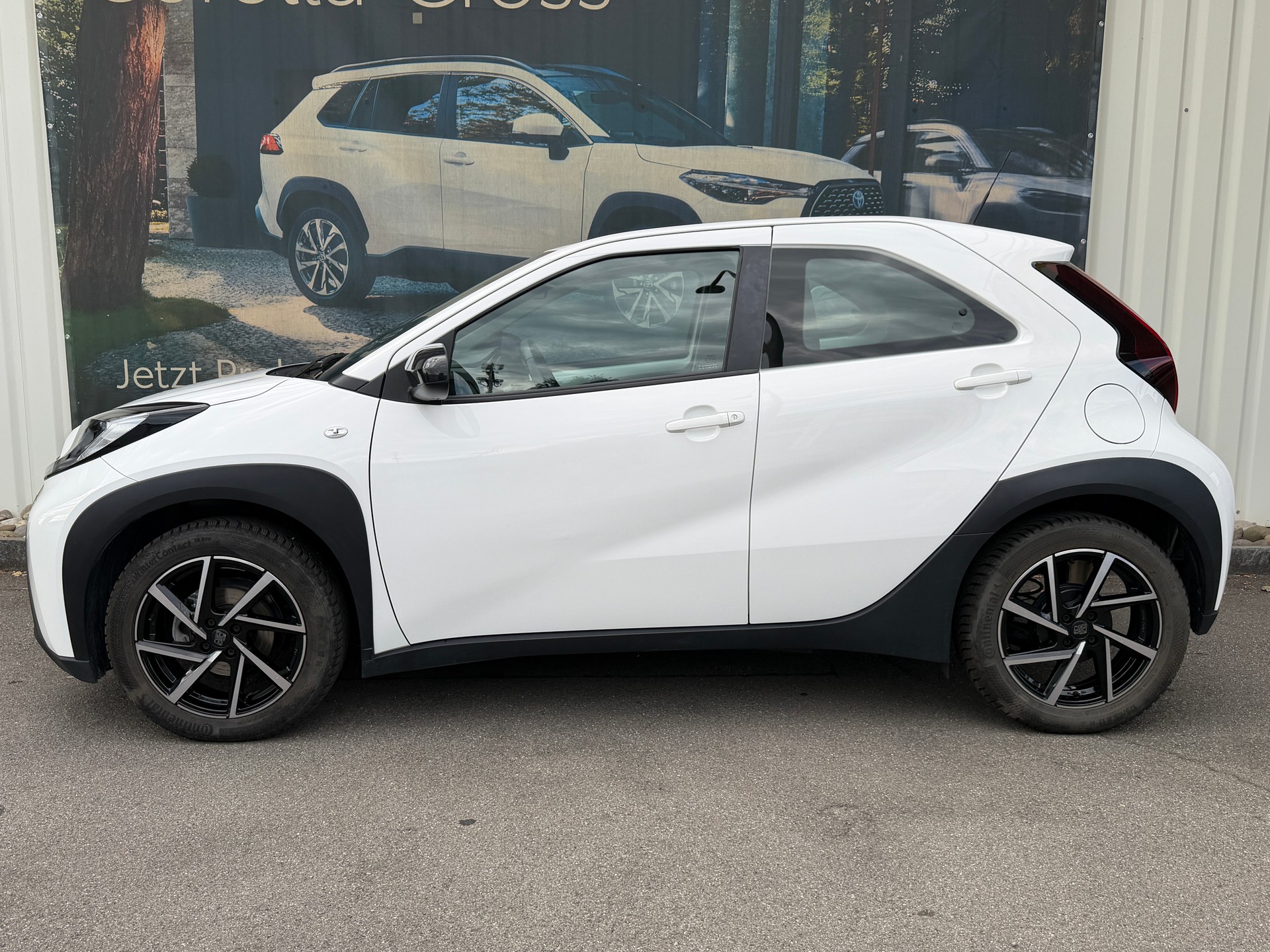 TOYOTA Aygo X 1.0 VVT-i Comfort CVT-showroom-element-1