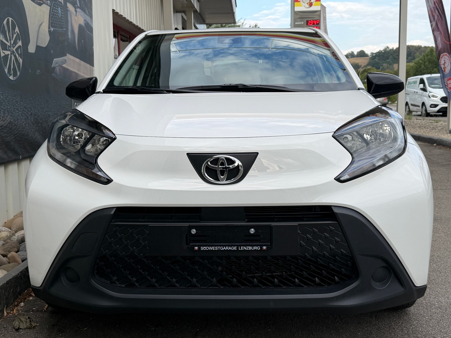 TOYOTA Aygo X 1.0 VVT-i Comfort CVT-showroom-element-3