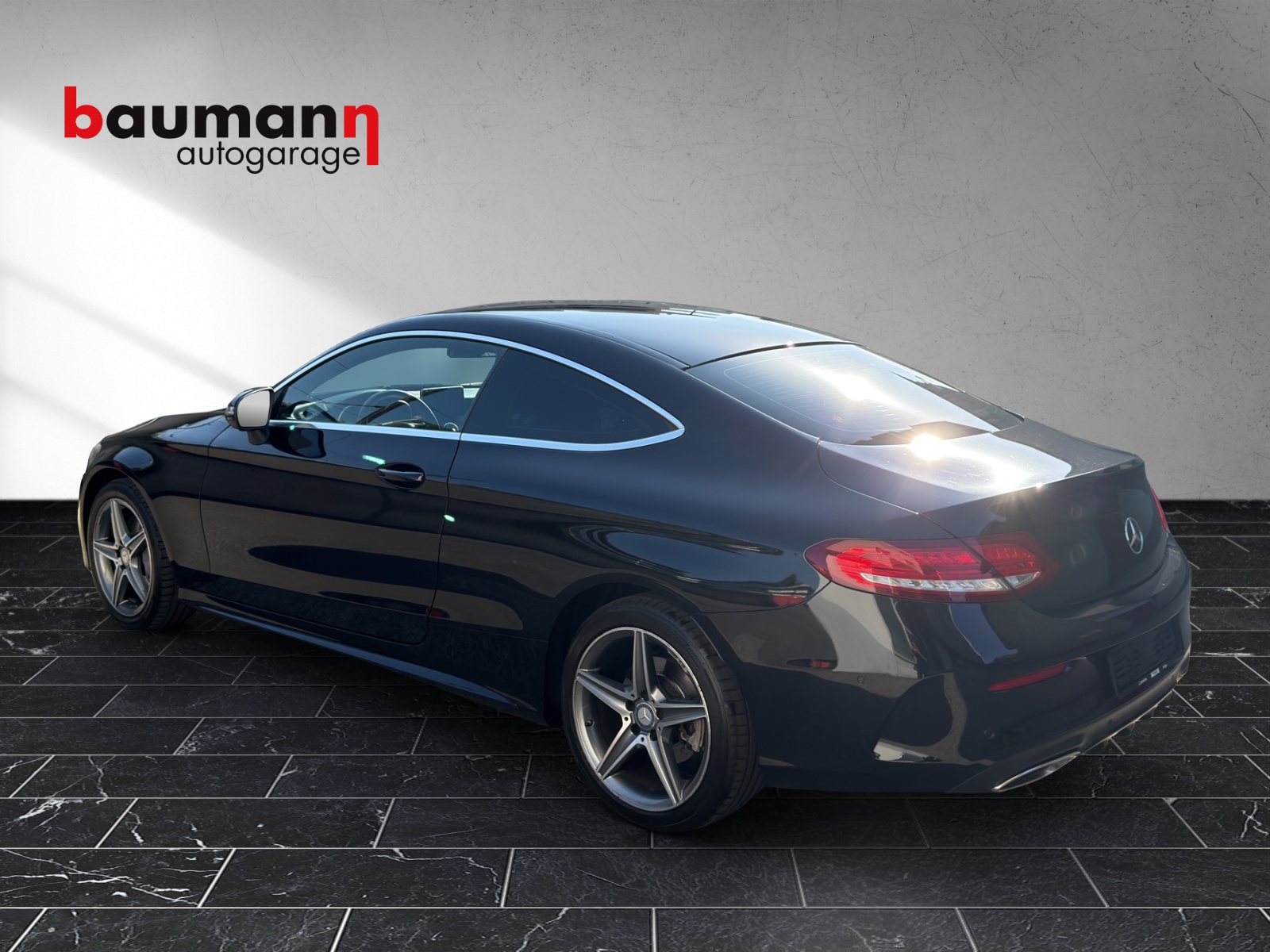 MERCEDES-BENZ C 250 AMG Line Coupé 7G-tronic-showroom-element-3